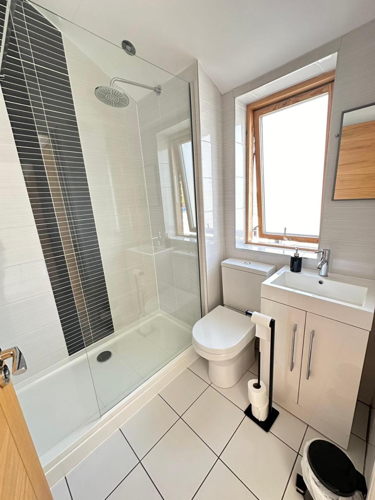Spacious 4Br 4Ba Gated Townhouse With Balconies, Central Jq Birmingham Ngoại thất bức ảnh